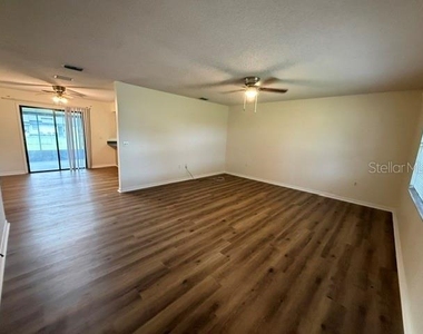 10763 Se 44th Terrace - Photo Thumbnail 3