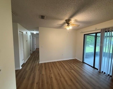 10763 Se 44th Terrace - Photo Thumbnail 9
