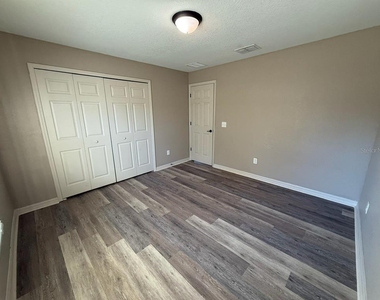 5663 Nw 57th Street - Photo Thumbnail 14