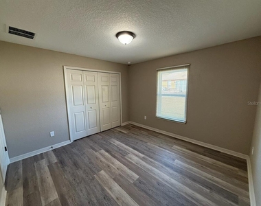 5663 Nw 57th Street - Photo Thumbnail 17