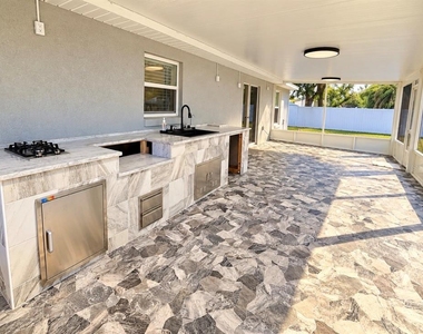 5181 Se 135th Place - Photo Thumbnail 3