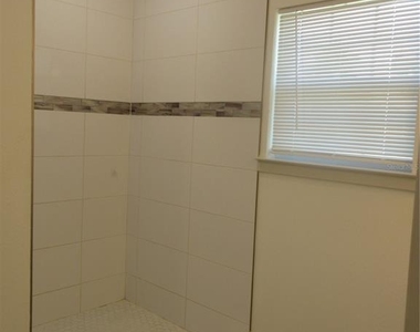 2440 Sw 156th Lane Road - Photo Thumbnail 9