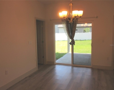 2440 Sw 156th Lane Road - Photo Thumbnail 4