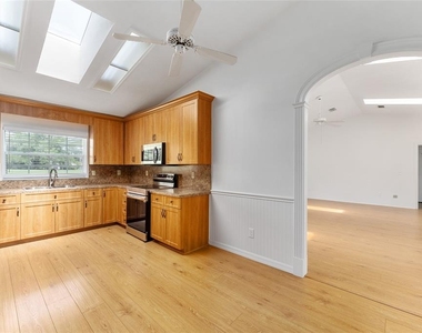 5189 Nw 76th Court - Photo Thumbnail 24