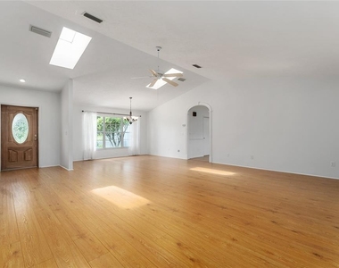 5189 Nw 76th Court - Photo Thumbnail 15