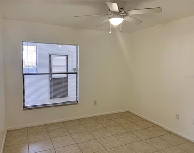 2966 S Semoran Boulevard - Photo Thumbnail 5