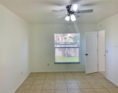 2966 S Semoran Boulevard - Photo Thumbnail 8