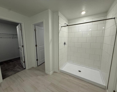 11429 Linden Depot Road - Photo Thumbnail 16