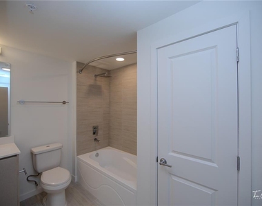 5563 Millenia Park Blvd - Photo Thumbnail 14