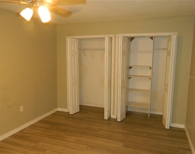 924 Lake Destiny Road - Photo Thumbnail 8