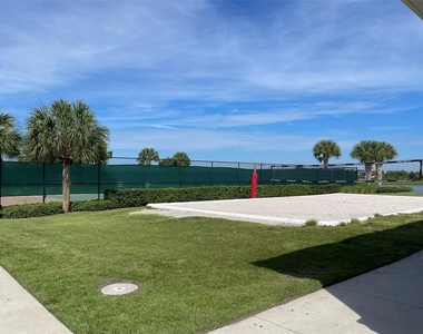9508 Bauer Alley - Photo Thumbnail 17