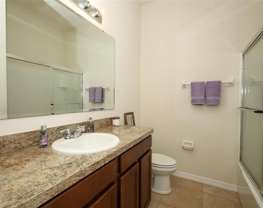 5221 Windsor Lake Circle - Photo Thumbnail 12