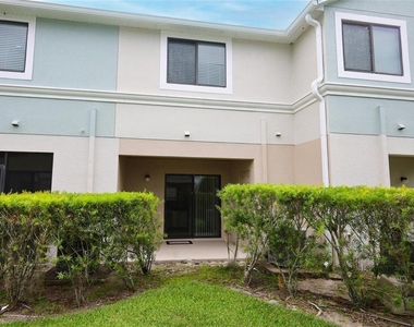 5221 Windsor Lake Circle - Photo Thumbnail 18