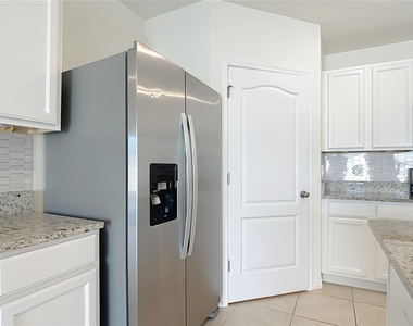3956 E Magenta Place - Photo Thumbnail 5