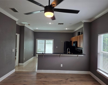 4908 Waterside Pointe Circle - Photo Thumbnail 8