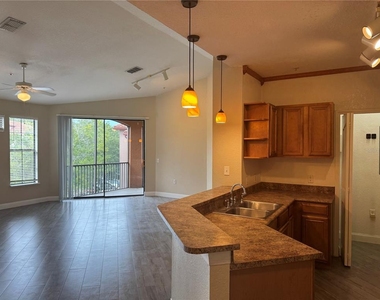 6149 Metrowest Boulevard - Photo Thumbnail 4