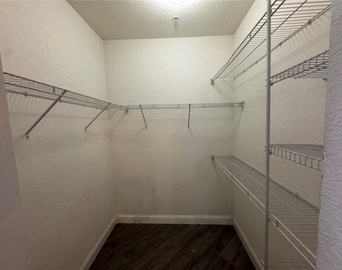 6149 Metrowest Boulevard - Photo Thumbnail 19