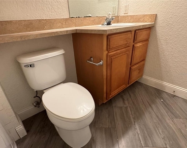 6149 Metrowest Boulevard - Photo Thumbnail 21