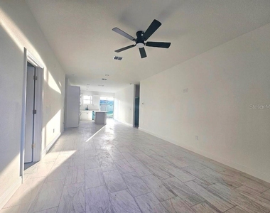 2068 Dixie Ave - Photo Thumbnail 11