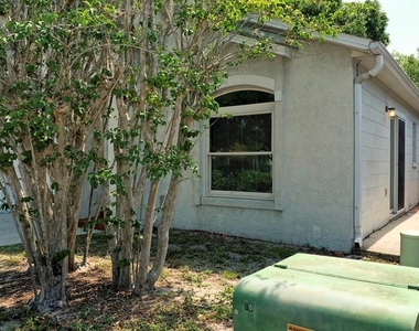 551 Carambola Avenue - Photo Thumbnail 8