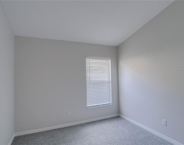 9983 Brodbeck Boulevard - Photo Thumbnail 24