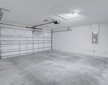 9983 Brodbeck Boulevard - Photo Thumbnail 35