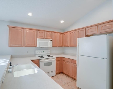 9983 Brodbeck Boulevard - Photo Thumbnail 10