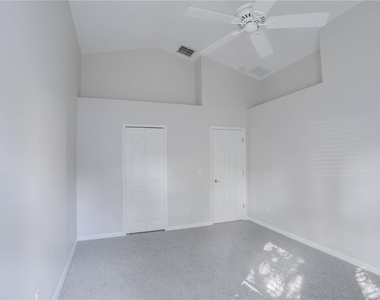 9983 Brodbeck Boulevard - Photo Thumbnail 25
