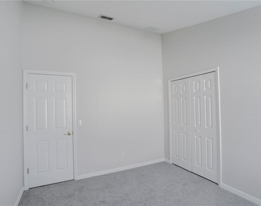 9983 Brodbeck Boulevard - Photo Thumbnail 33