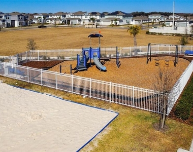 3077 Ella Way - Photo Thumbnail 27