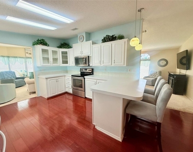 8713 E 28th Avenue - Photo Thumbnail 8