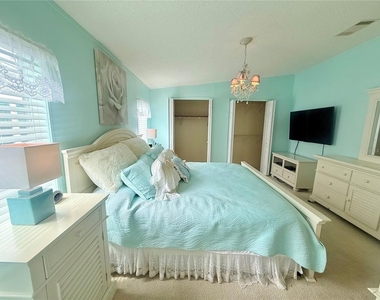 8713 E 28th Avenue - Photo Thumbnail 16