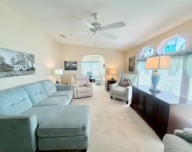 8713 E 28th Avenue - Photo Thumbnail 6