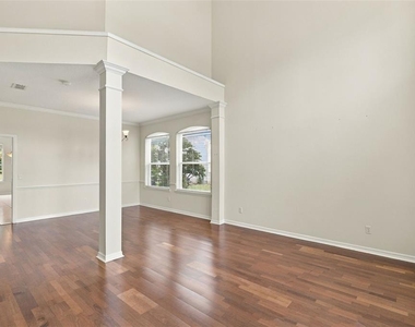 537 Teton Street - Photo Thumbnail 7