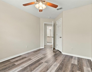 537 Teton Street - Photo Thumbnail 43