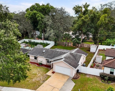 747 Monroe Harbor Place - Photo Thumbnail 28
