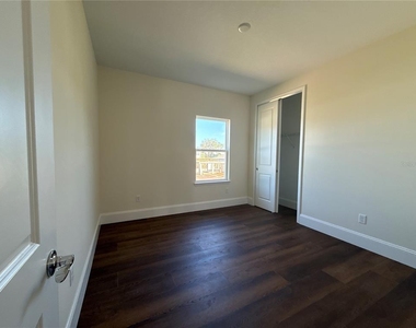 16645 Lone Oak Circle - Photo Thumbnail 25