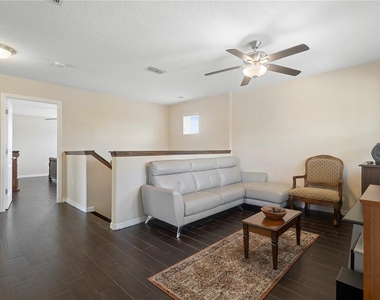2136 J Lawson Boulevard - Photo Thumbnail 23