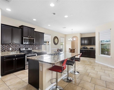 2136 J Lawson Boulevard - Photo Thumbnail 7