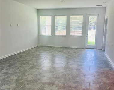 4173 Jespersen Street - Photo Thumbnail 4