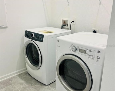 4173 Jespersen Street - Photo Thumbnail 20