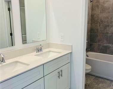 4173 Jespersen Street - Photo Thumbnail 16
