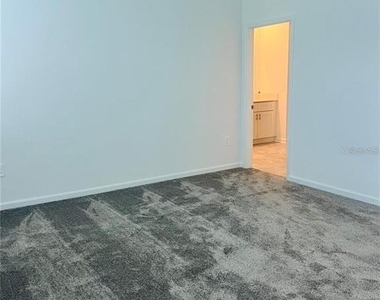 4173 Jespersen Street - Photo Thumbnail 8