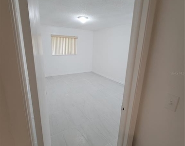4825 Squires Drive - Photo Thumbnail 5