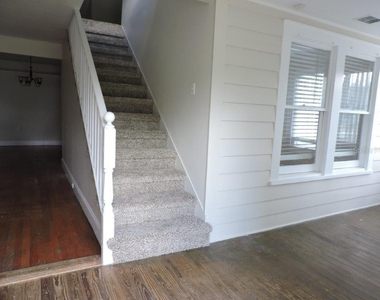 2811 Elizabeth Avenue - Photo Thumbnail 3