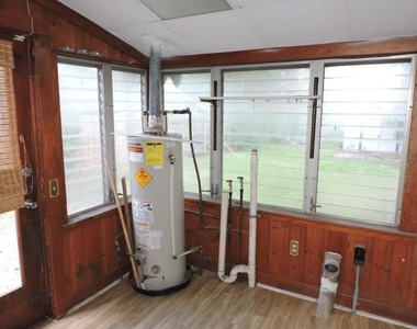2811 Elizabeth Avenue - Photo Thumbnail 16