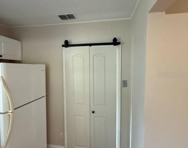 2811 Elizabeth Avenue - Photo Thumbnail 9