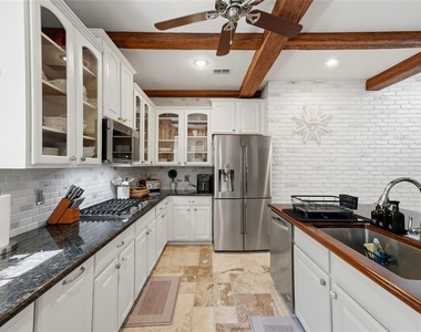11438 Claymont Circle - Photo Thumbnail 11