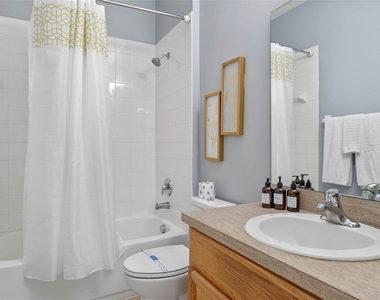 817 Highgate Park Boulevard - Photo Thumbnail 11