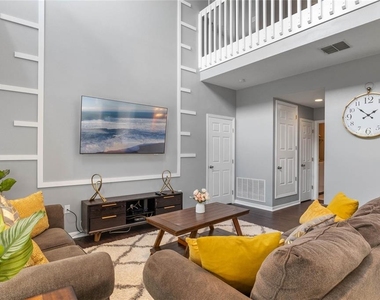 817 Highgate Park Boulevard - Photo Thumbnail 18